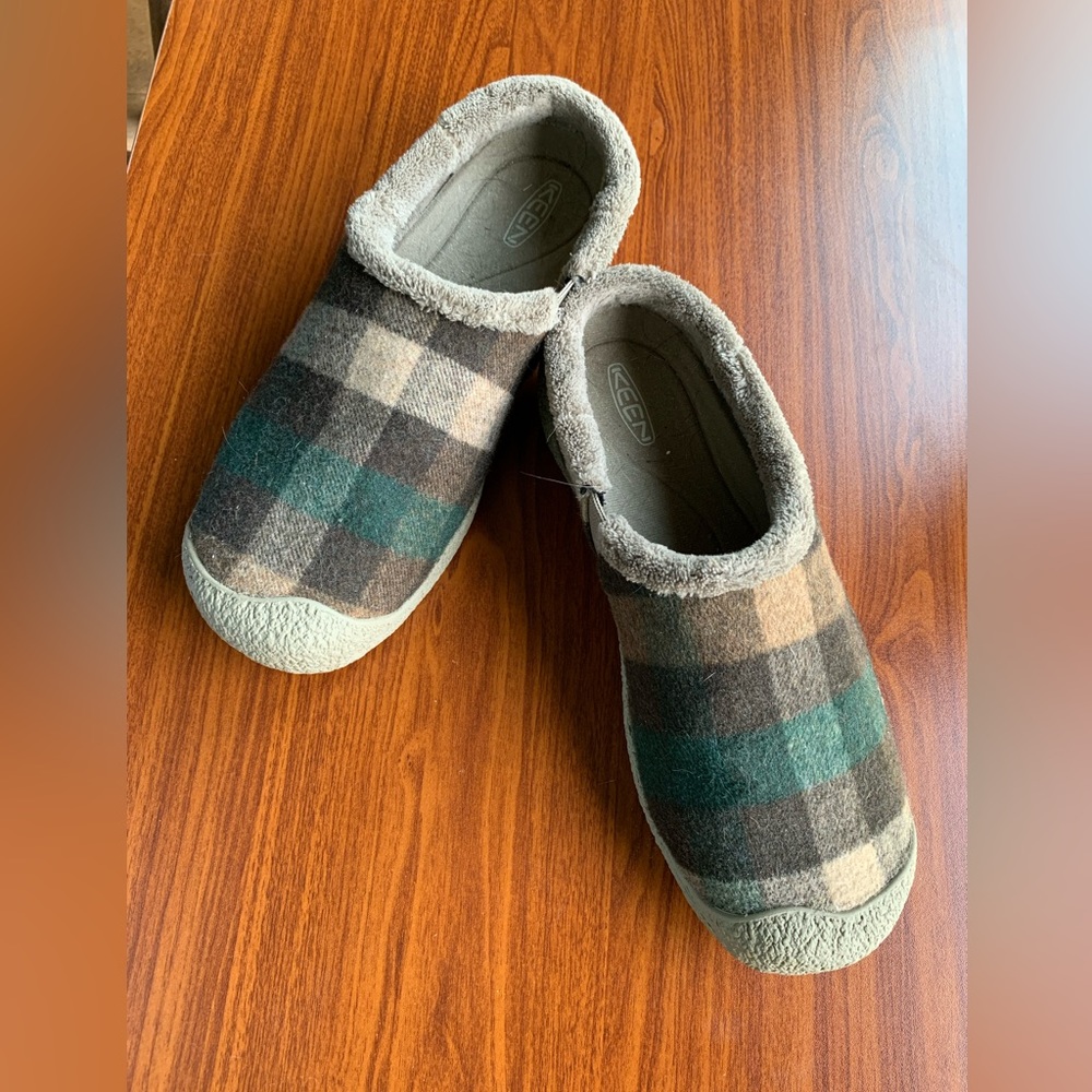 Keen Howser II shoes